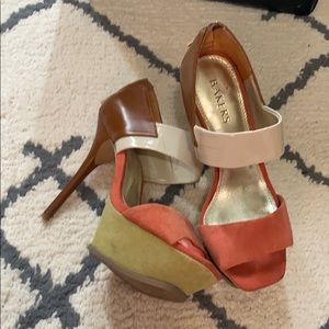 Bakers color block heel